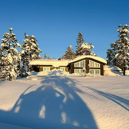 In Scenic Surroundings At Blefjell Tatil Evi Lampeland